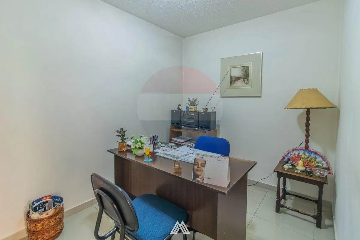 Se vende oficina en Plaza Cagancha, Torre Libertad 5