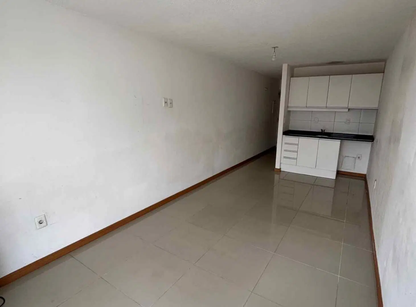 ALQUILER DE MONOAMBIENTE EN TRES CRUCES 2