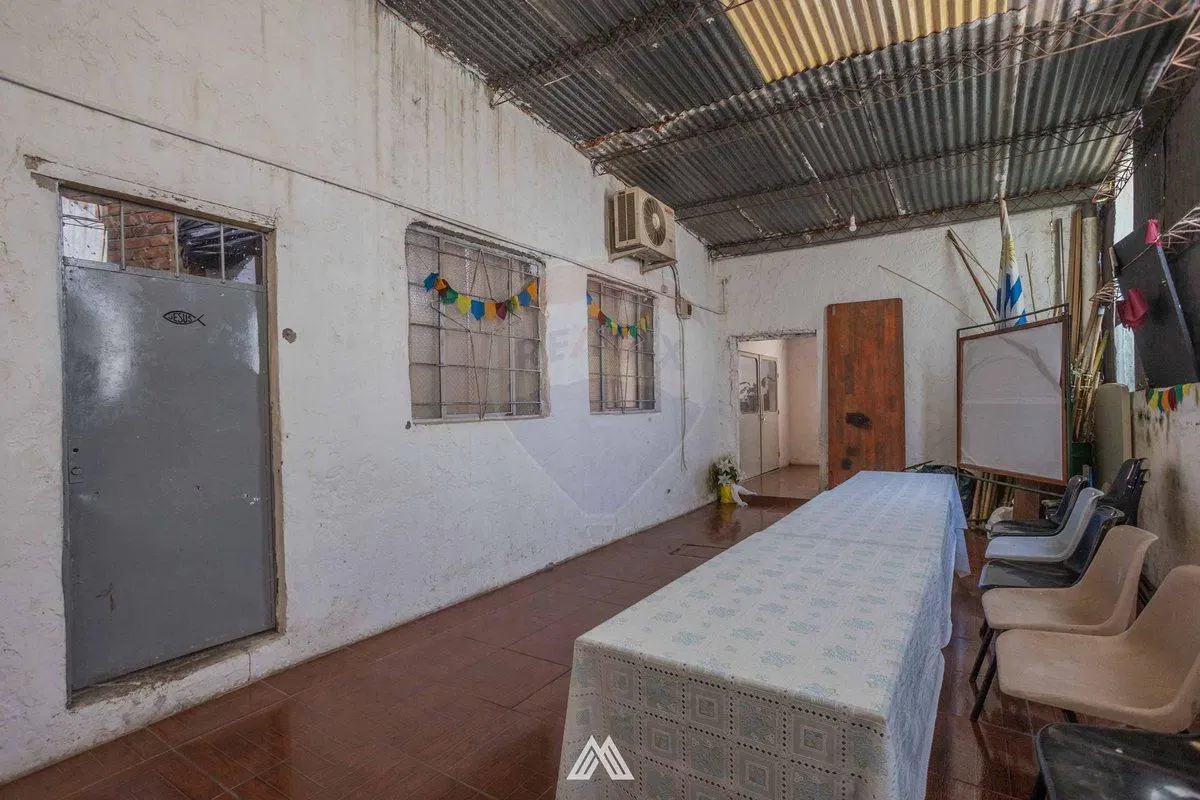 Venta salón 3 dormitorios cochera paso de la arena 2