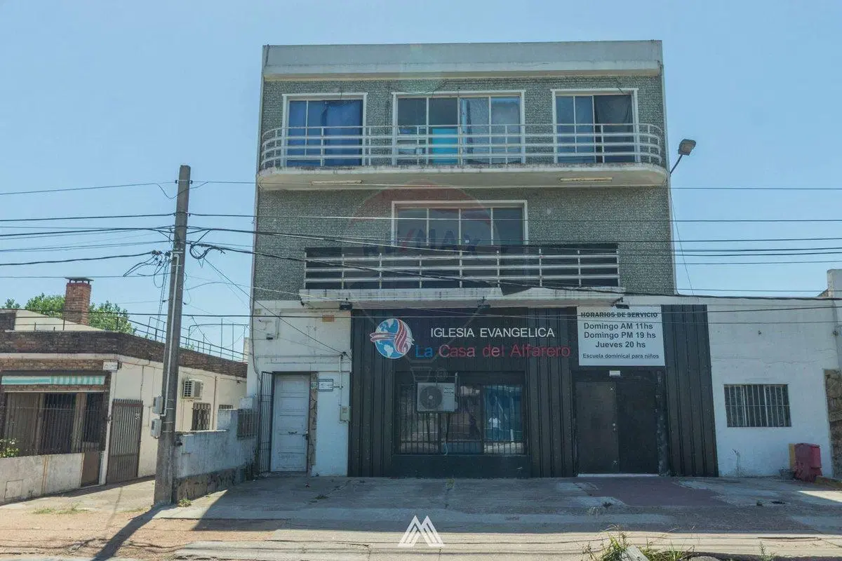 VENTA LOCAL COMERCIAL MAS APARTAMENTO LAS PIEDRAS 2