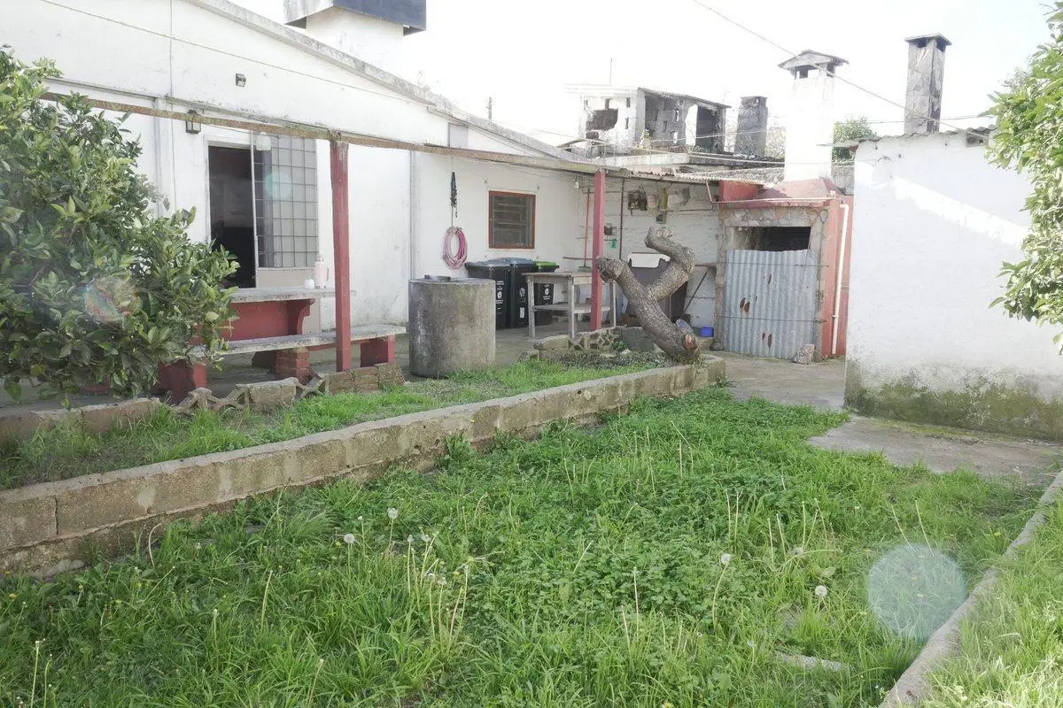 Venta 2 casas en padrón único Las Piedras 5