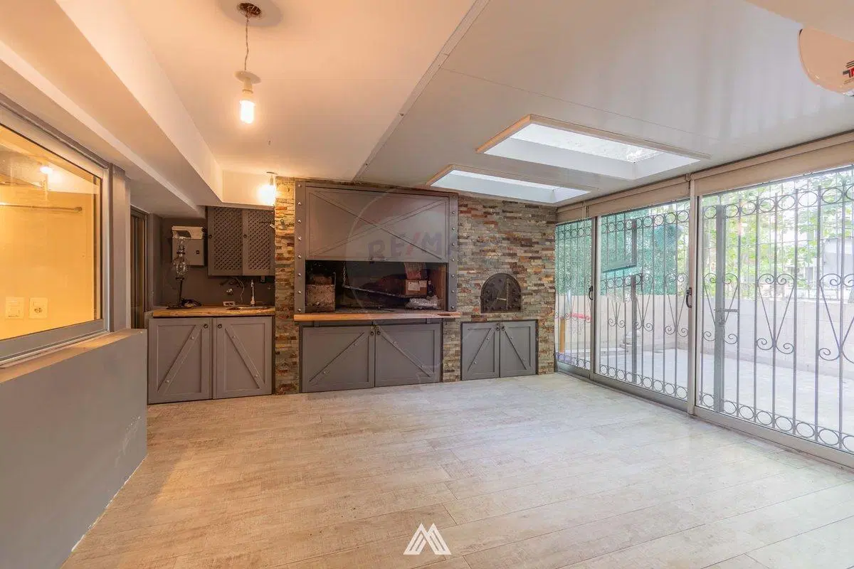 Venta apartamento Pocitos 4 dormitorios / garaje 3