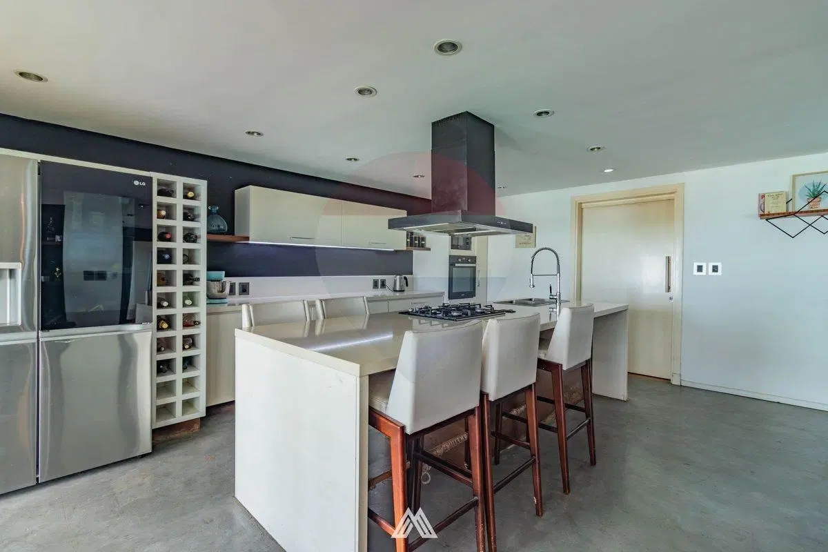 VENTA CASA DE CATEGORÍA + APTO EN LAS PIEDRAS 2