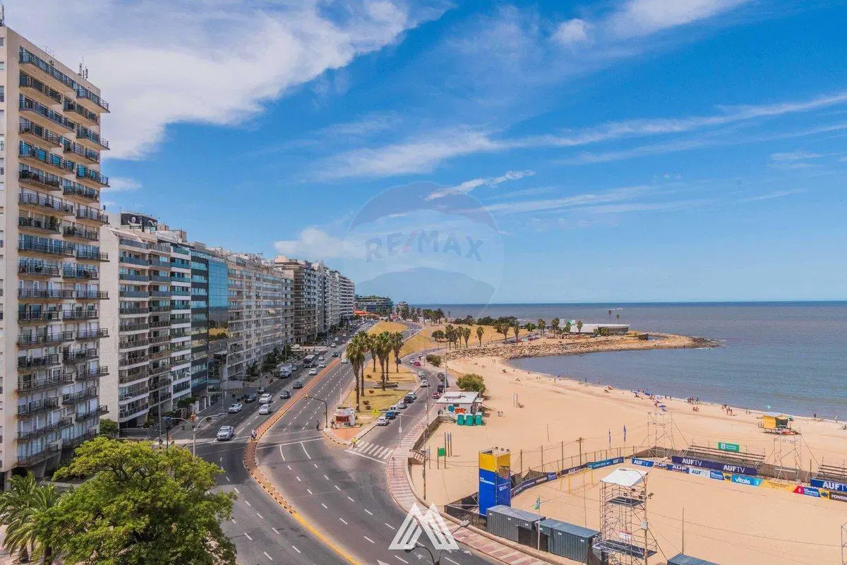 VENTA APARTAMENTO CON COCHERA - RAMBLA POCITOS 1