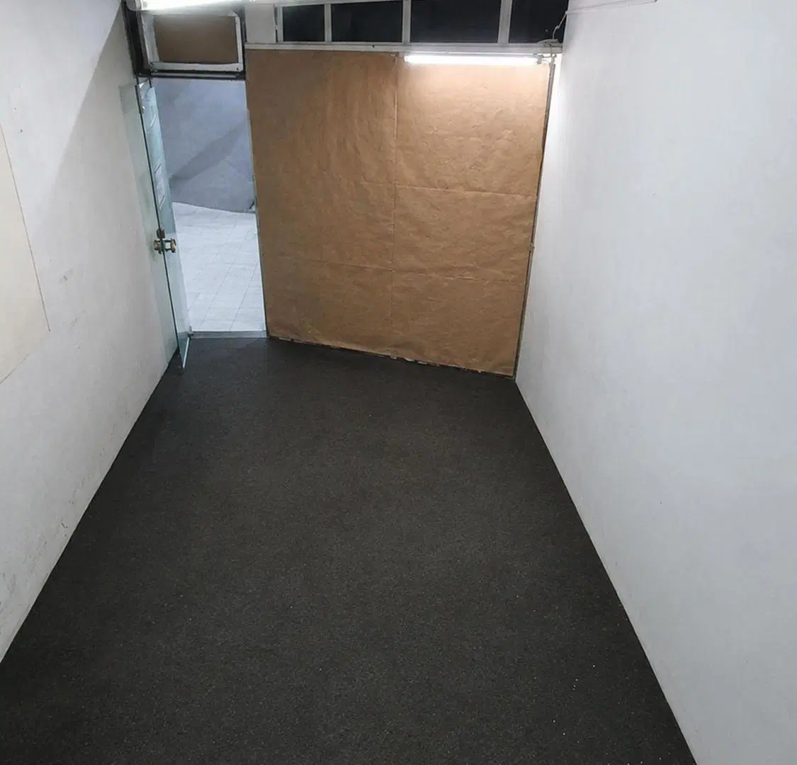 Alquiler Local Comercial Centro en 18 de julio 4