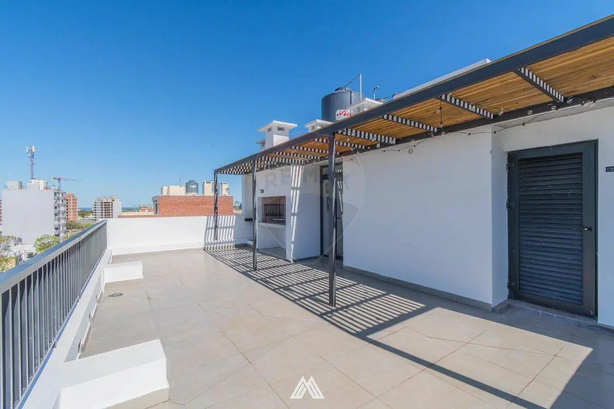 VENTA APARTAMENTO 1 DORMITORIO Y GARAJE CON RENTA 2