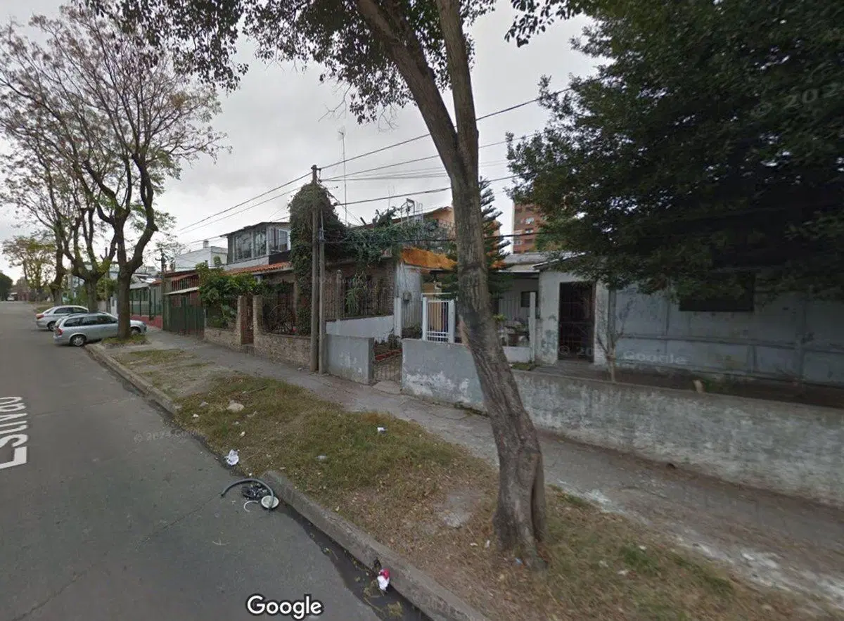 SE VENDE TERRENO EN BUCEO 4
