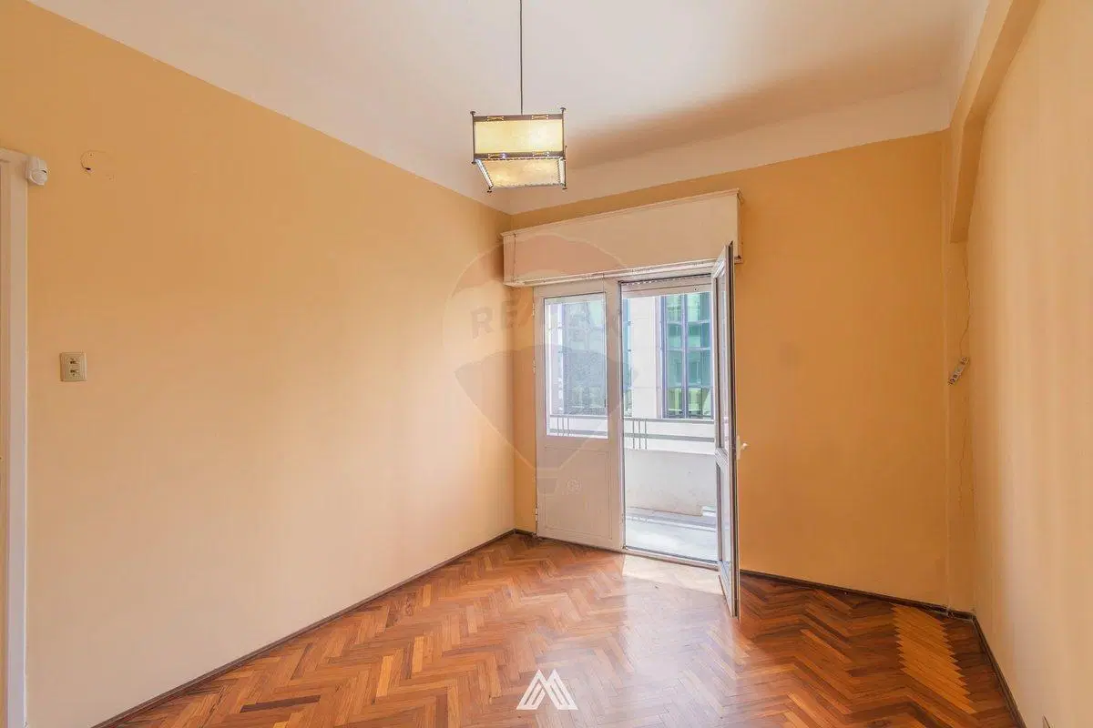 VENTA DE APTO 2 DORMITORIOS Y MEDIO EN EL CENTRO 2