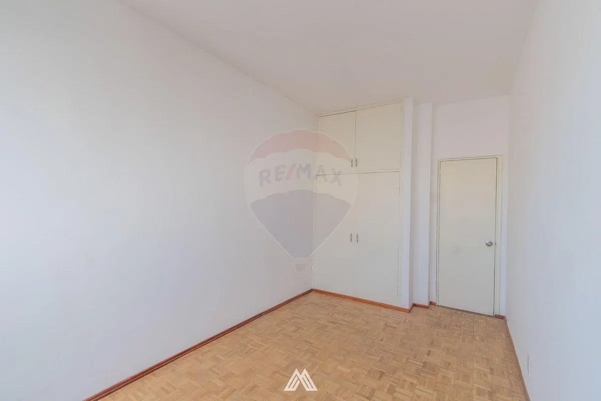 SE ALQUILA APARTAMENTO 2 DORMITORIOS EN EL CENTRO 2