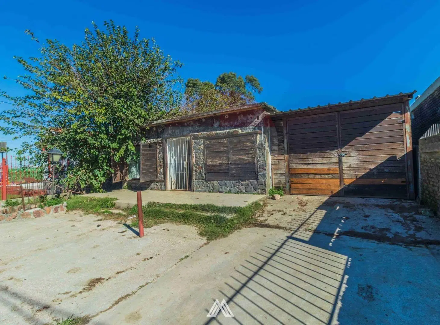 VENTA CASA LAS PIEDRAS 4 DORMITORIOS 3