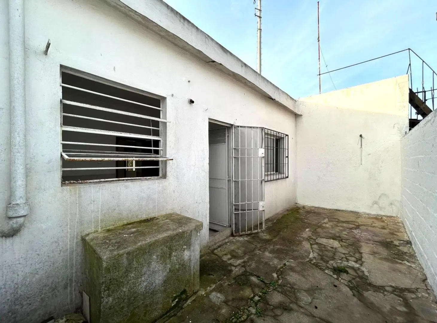 Casa con 2 Viviendas y entr indep.Piedras Blancas 5