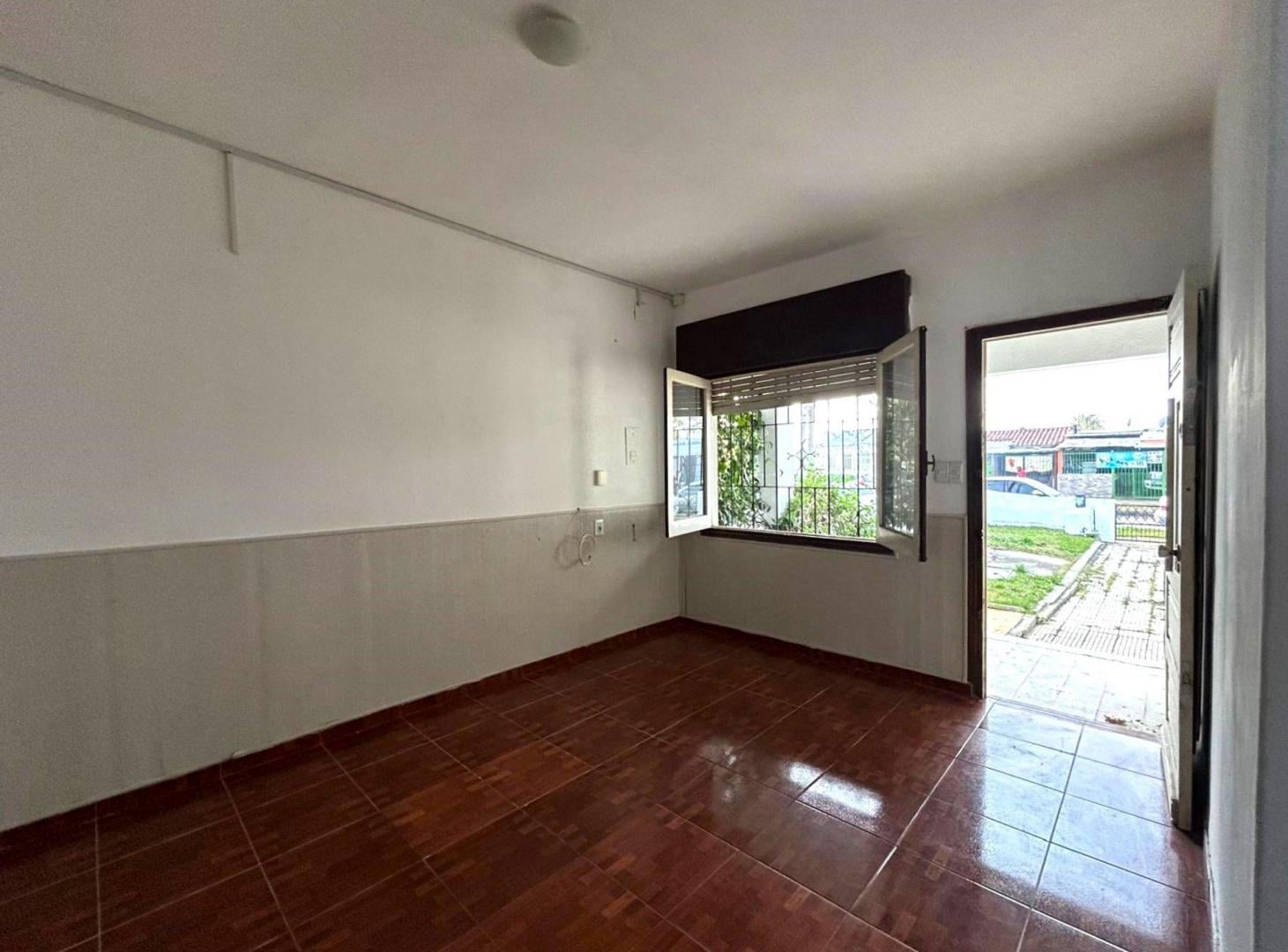 Casa con 2 Viviendas y entr indep.Piedras Blancas