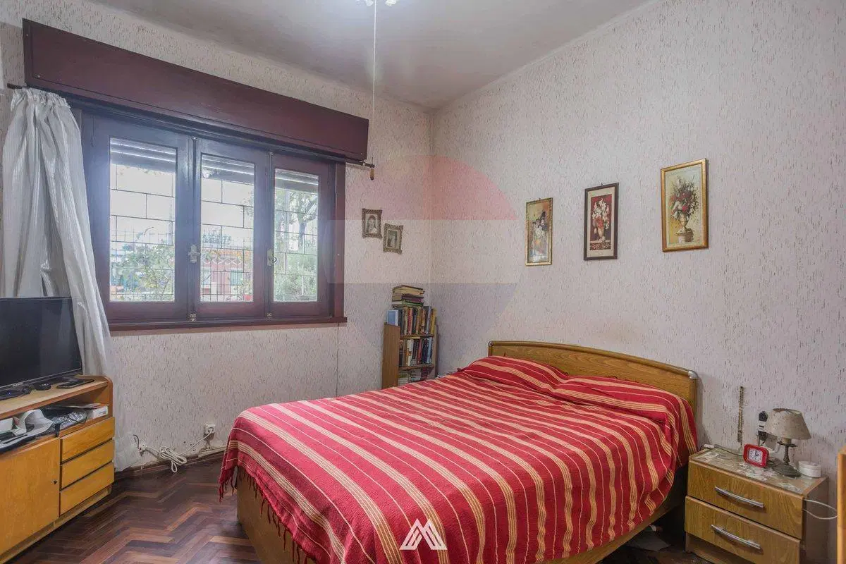 SE VENDE CASA 3 DORM. MAS MONOAMB, MAS APARTAMENTO 2