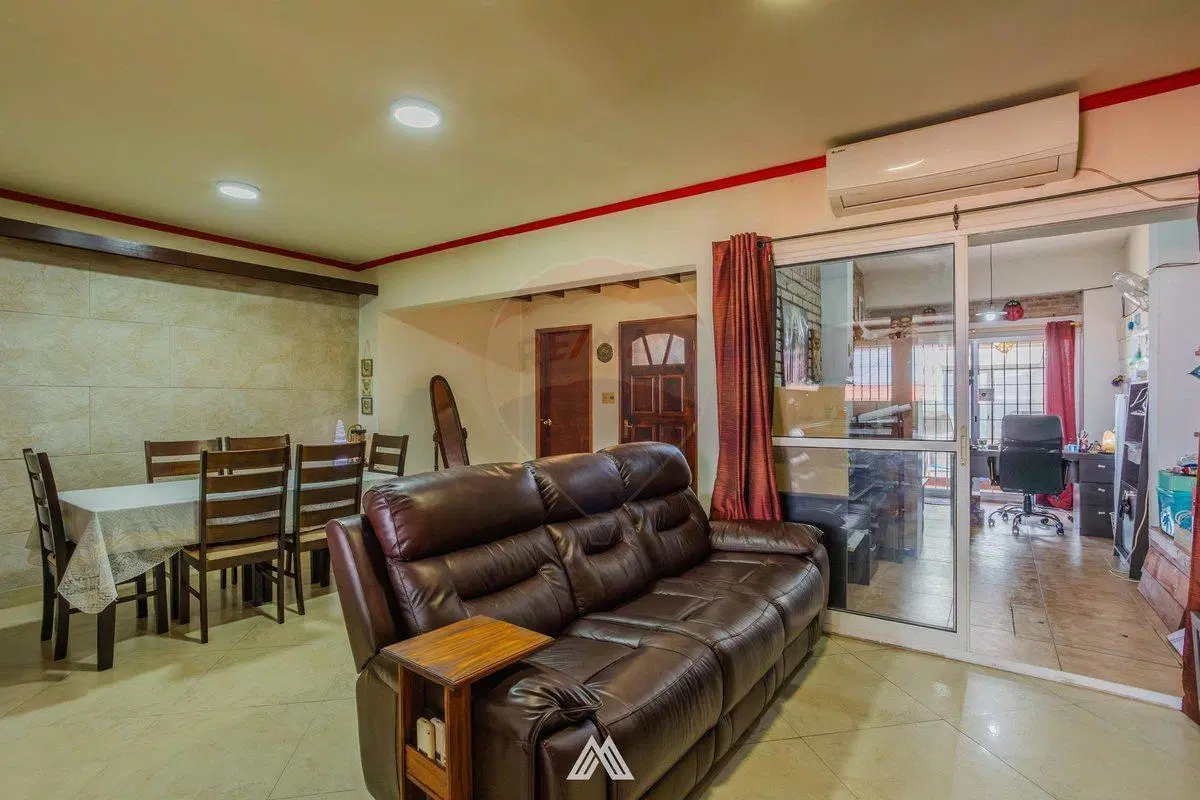 Vendo Casa + Apartamento Belvedere con Garage 3