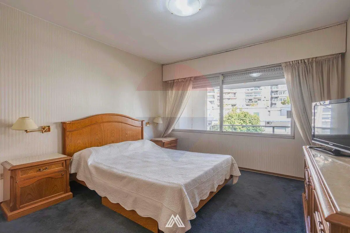 VENTA DE APART POCITOS 3D, 3B + SERV+BALCON+GARAGE 4