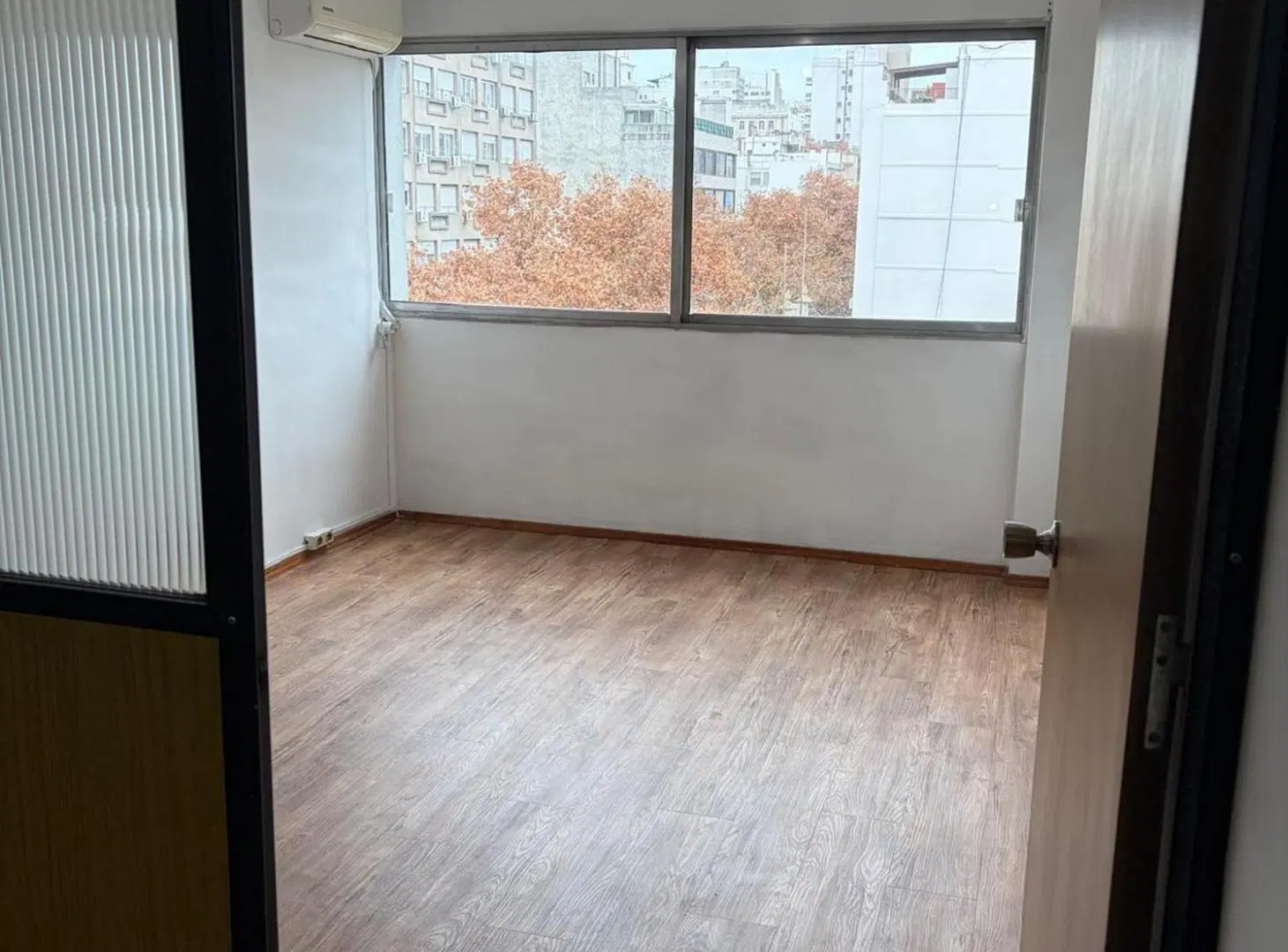 ALQUILER MONOAMBIENTE CENTRO SOLO PROFESIONAL 2