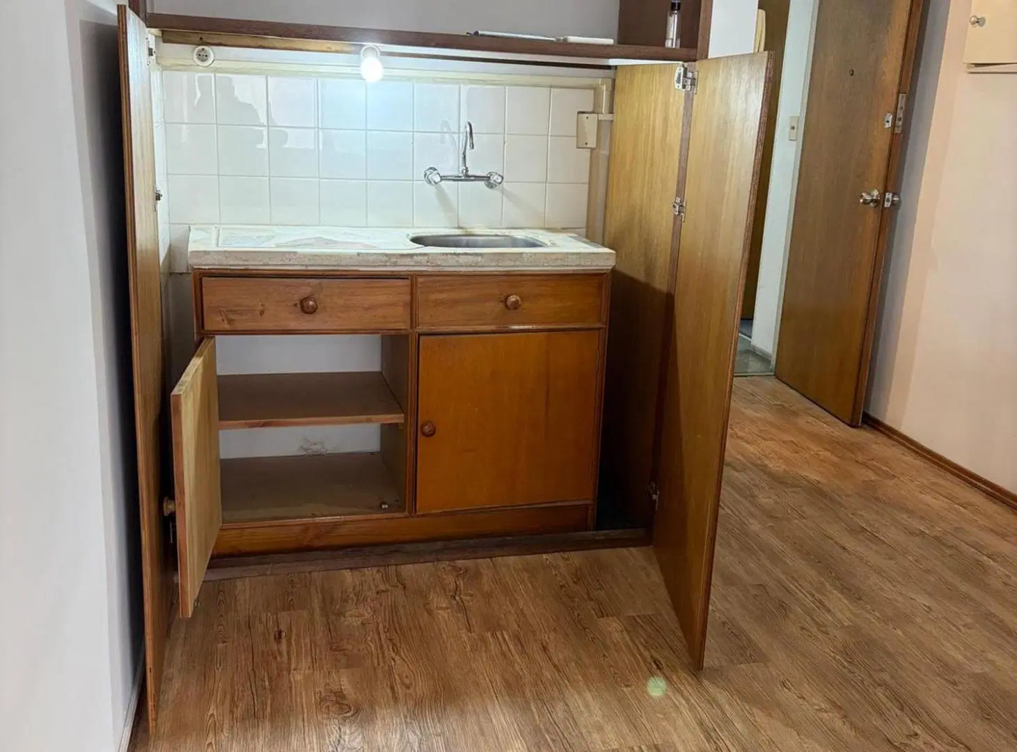 ALQUILER MONOAMBIENTE CENTRO SOLO PROFESIONAL 1