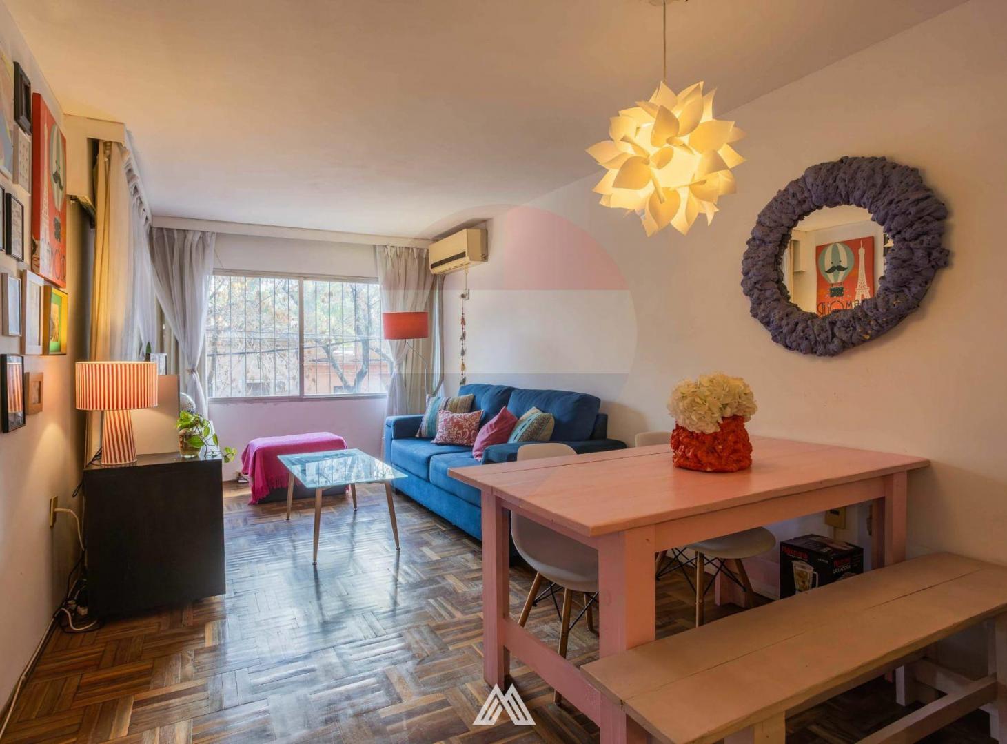 VENTA POCITOS TRES DORM CON GARAJE
