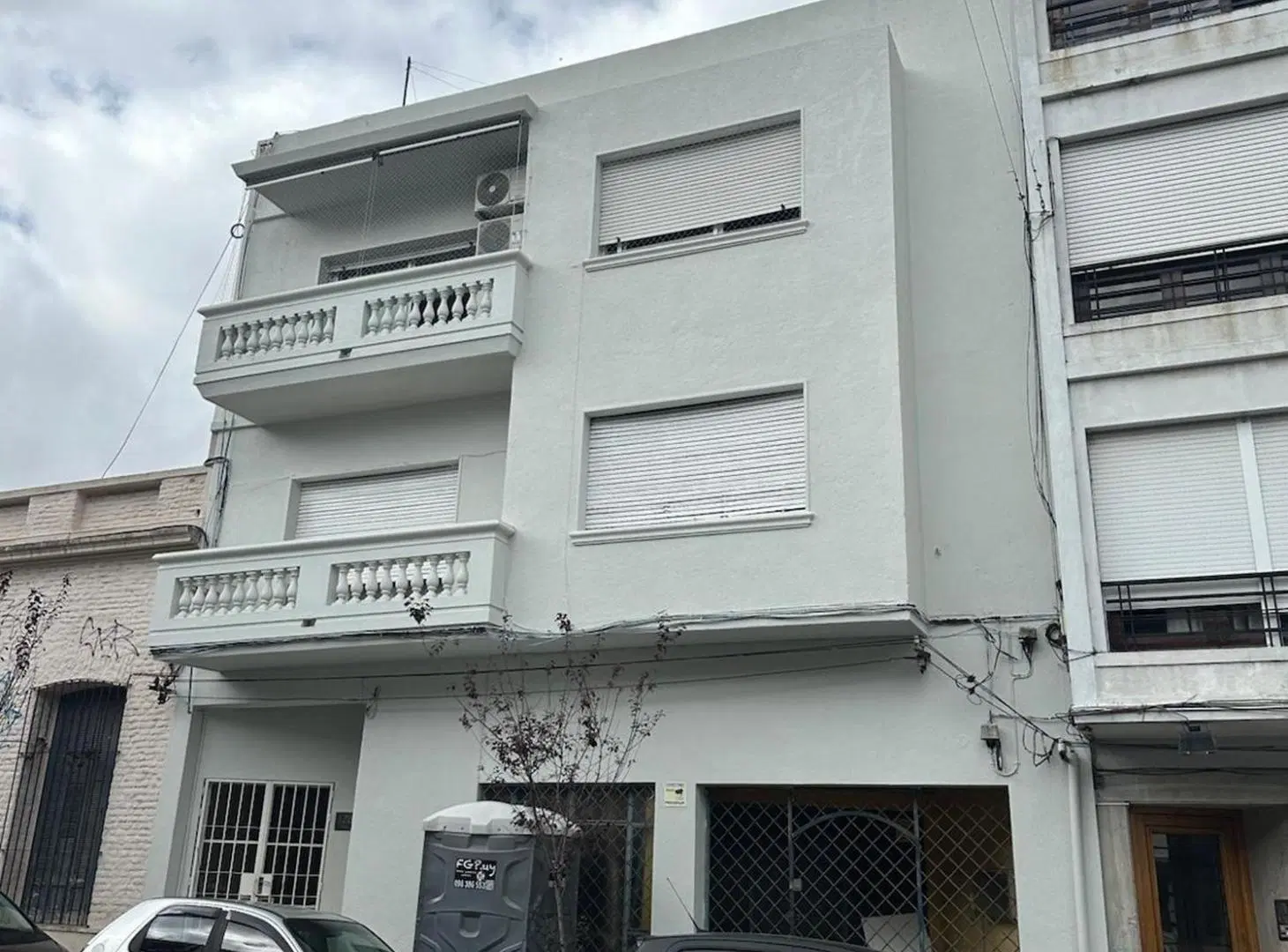 VENDO LOCAL COMERCIAL / DEPOSITO EN CORDON SUR 5
