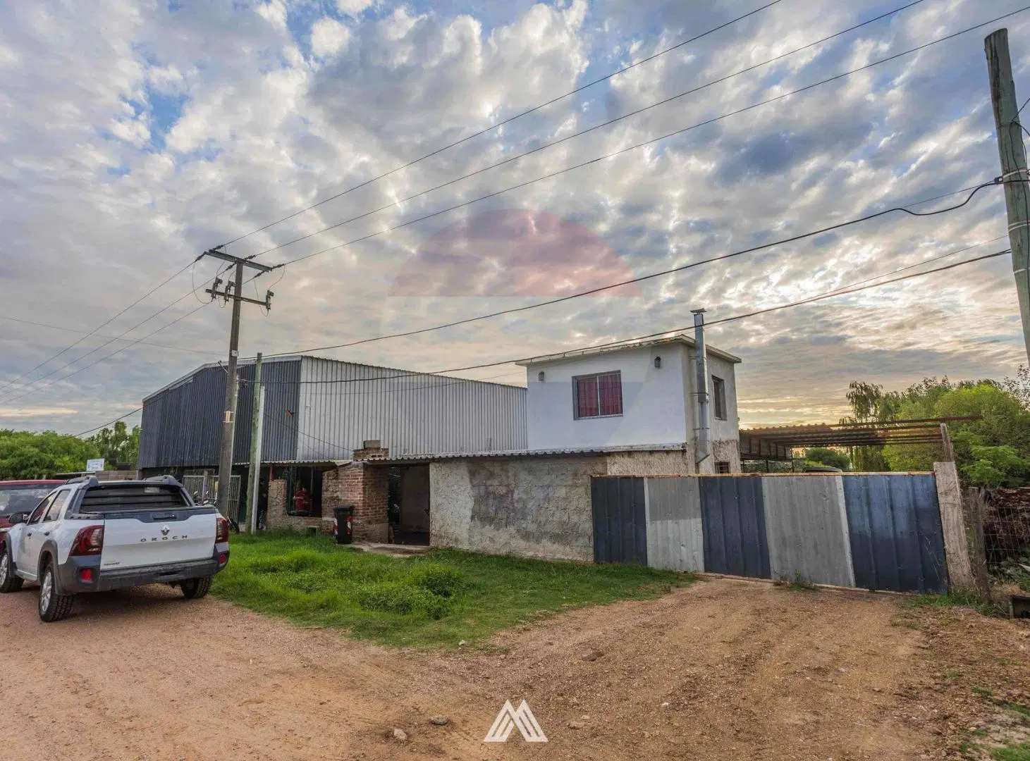 Vendo Terreno Con Casa En Aeroparque 3
