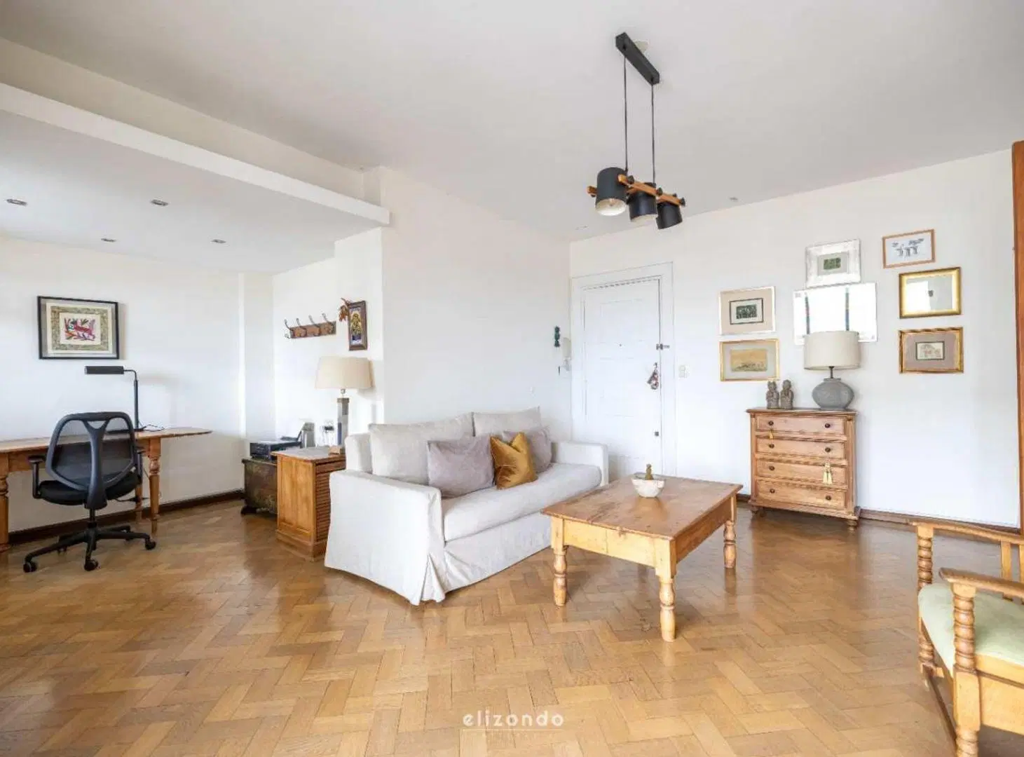 VENTA APARTAMENTO 3 DORM. CENTRO. PISO ALTO 3