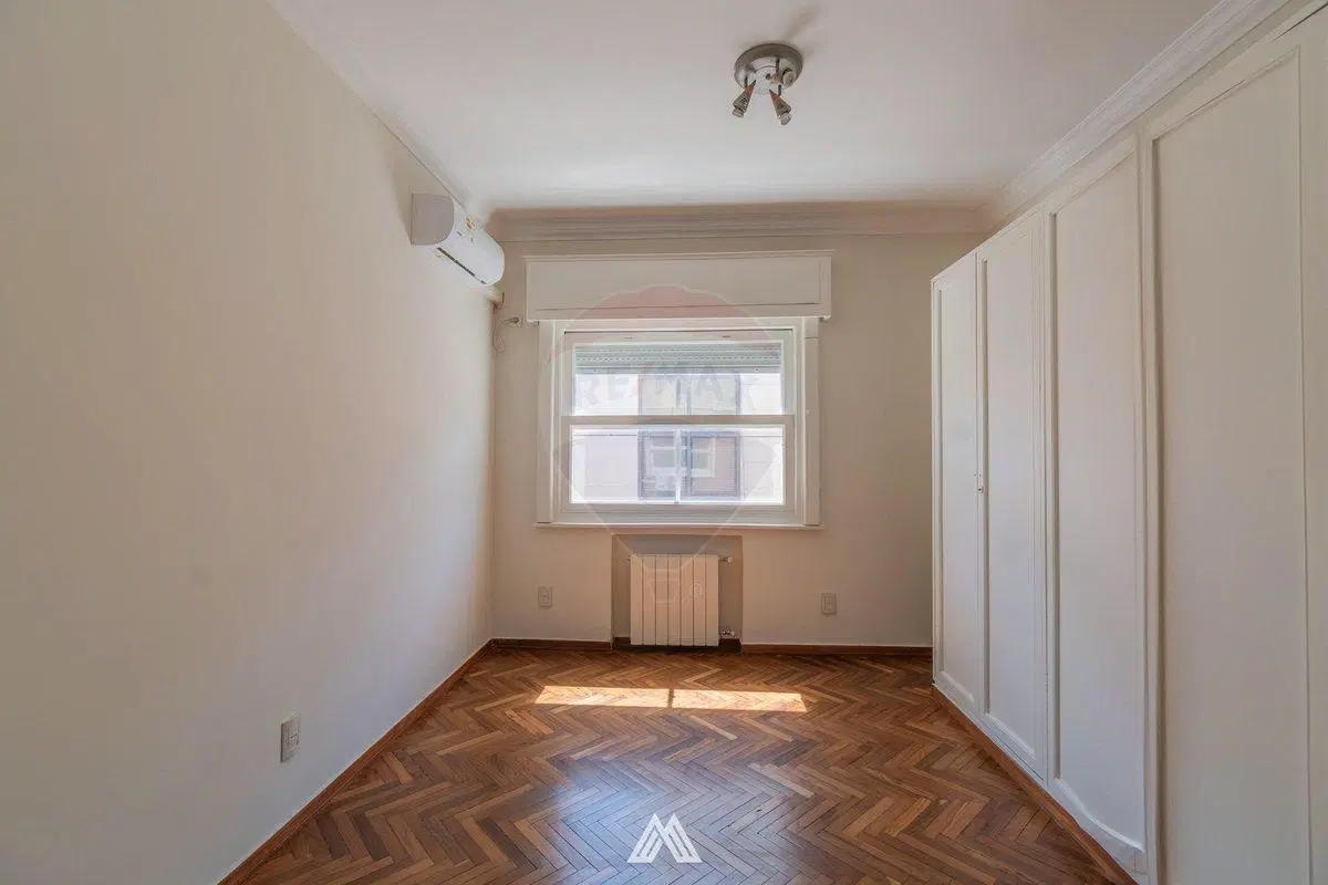 ALQUILER APART 5 DOR  Y SERVICIO RAMBLA DE POCITOS 5