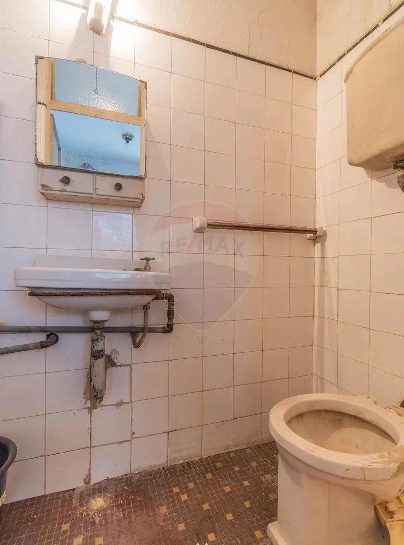 VENTA PTA CARRETAS APTO 3 DORMS PATIO A RECICLAR 3