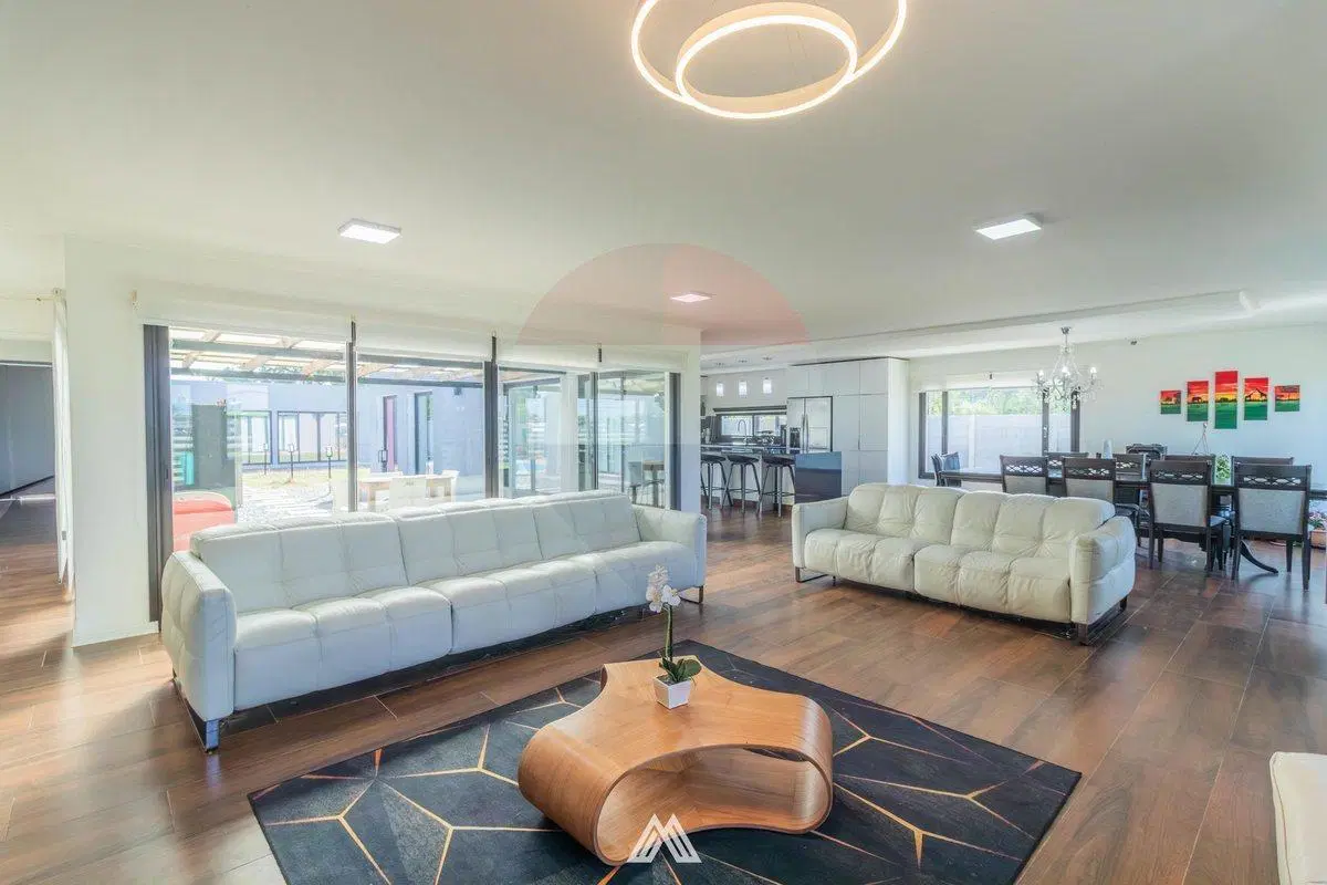 SE VENDE CASA 4 DORMITORIOS CIUDAD DEL PLATA 2