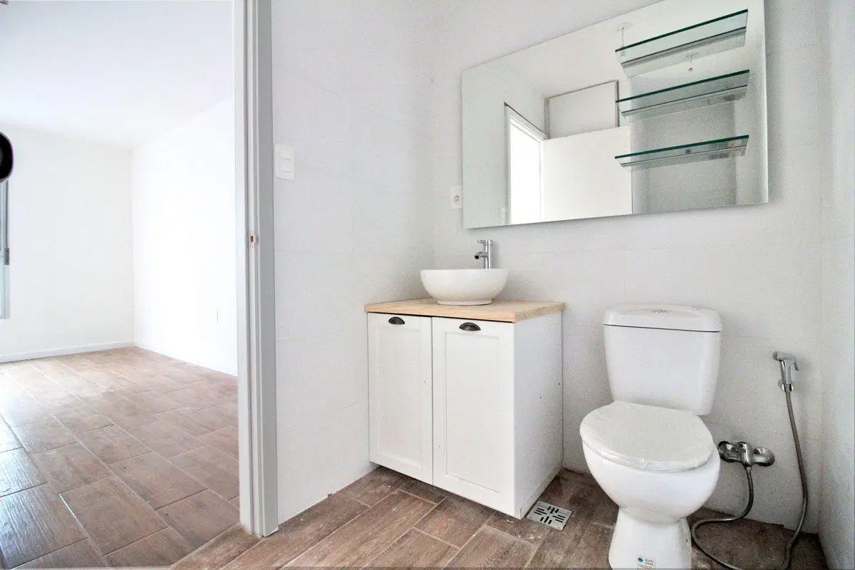Venta duplex 1 dormitorio , patio, parrillero. 3