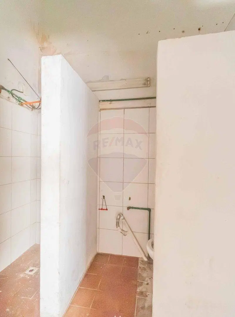 Venta .Local con gran potencial en Paso Molino 3