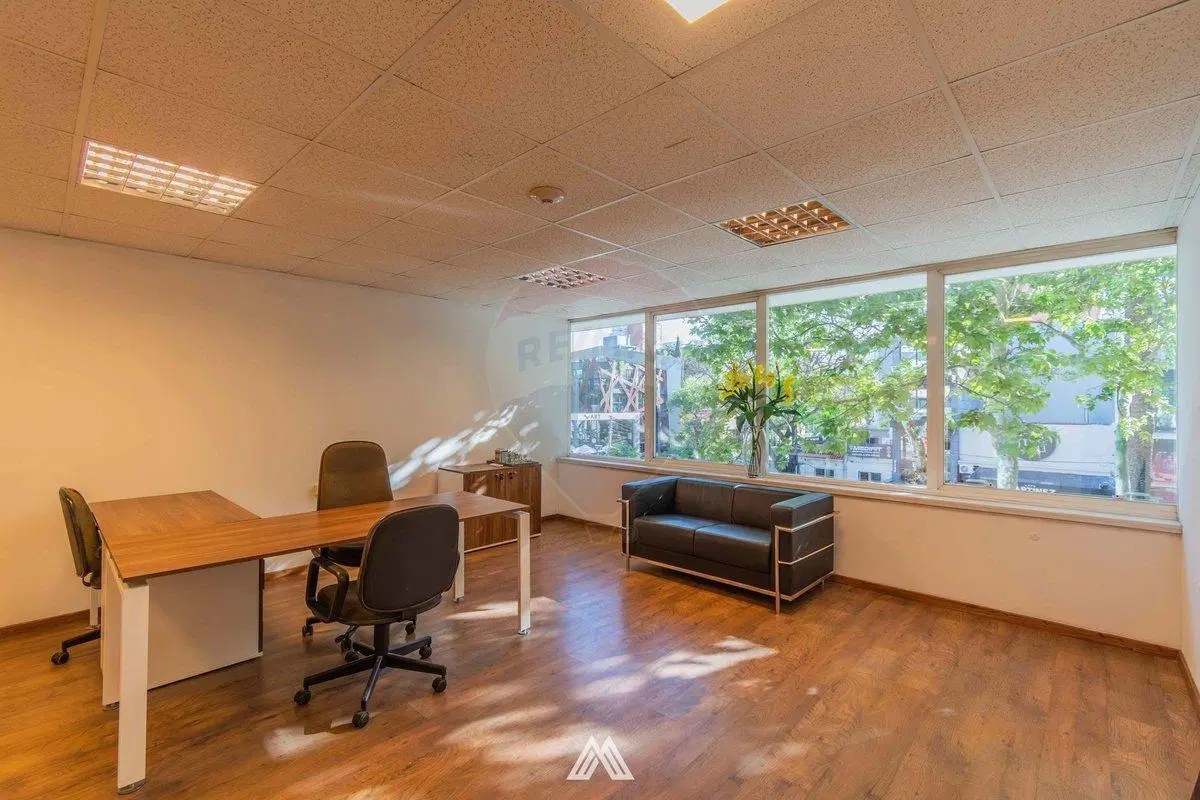 Alquiler oficina amueblada World Trade C, garage 3