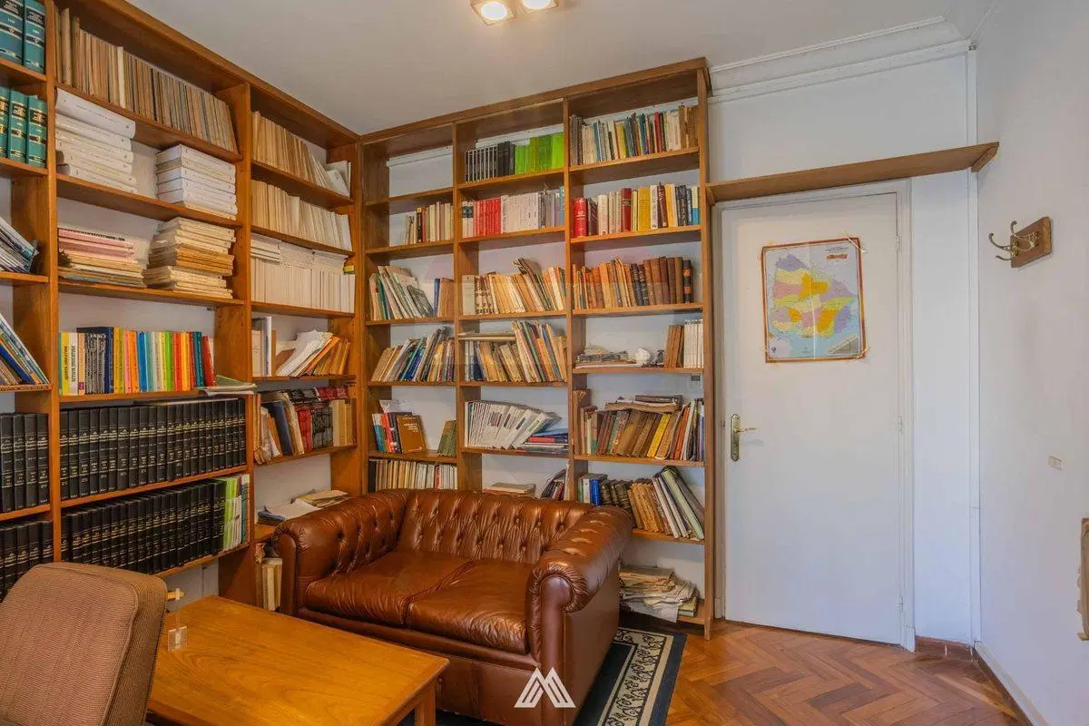 VENTA CENTRO 4 DORMITORIOS CON BALCON 2