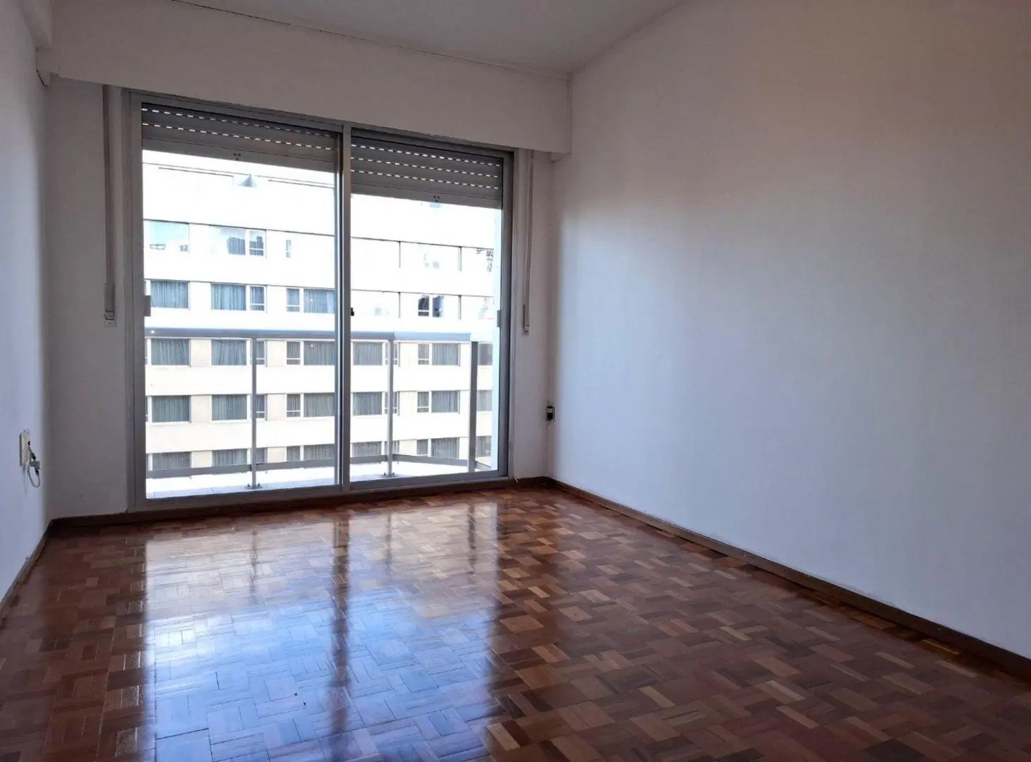 ALQUILER APARTAMENTO 1D CON COCHERA PUNTA CARRETAS 4