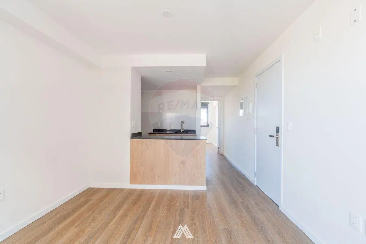 VENTA APARTAMENTO 1 DORMITORIO Y GARAJE CON RENTA 2