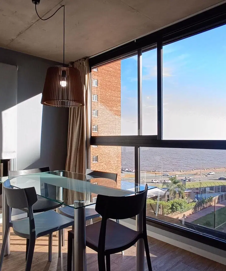 VENTA APARTAMENTO DOS DORMITORIOS Y GARAJE CENTRO 2