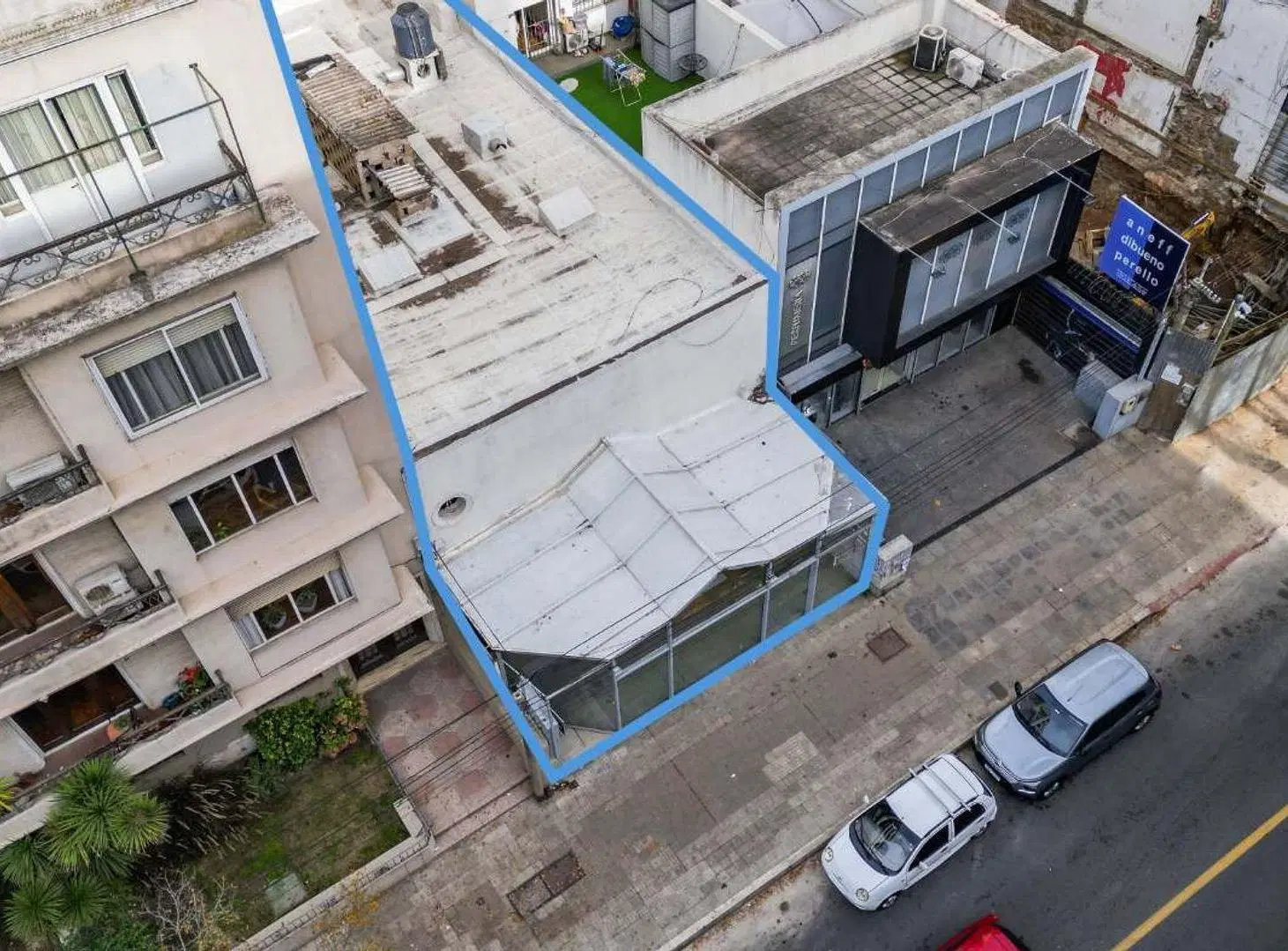 TERRENO EN VENTA EN PUNTA CARRETAS ALTURA 27 MTS 4