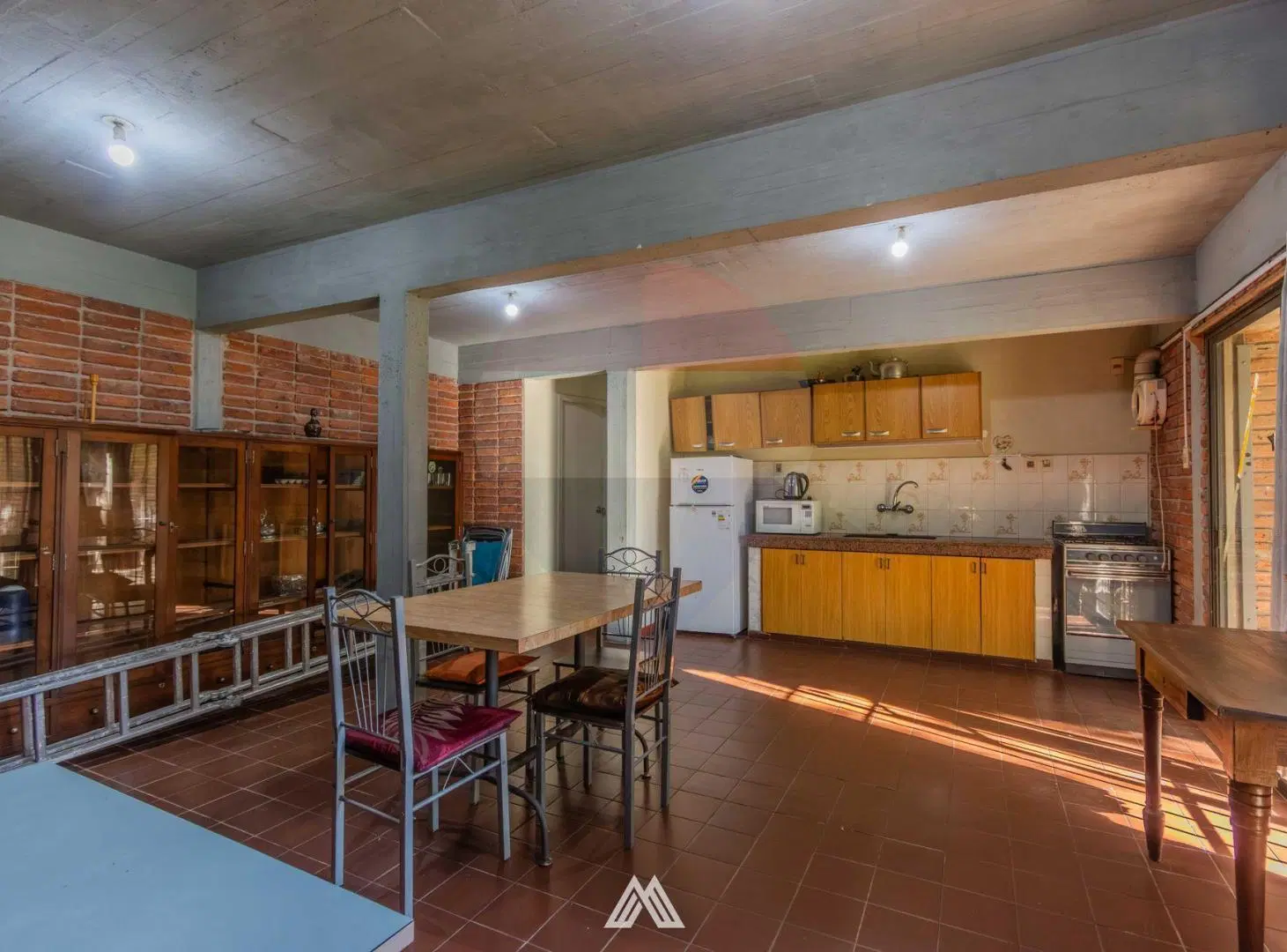 ALQUILER CASA CORPORATIVA, RESIDENCIAL O CLÍNICA 8