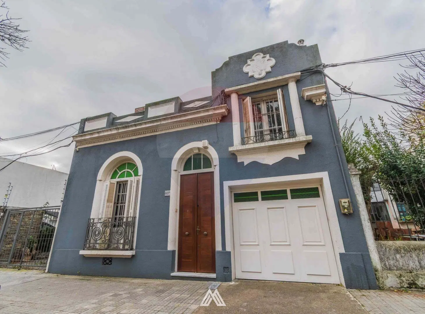 VENTA DE CASA 3 DORMITORIOS PRÓXIMA A TRES CRUCES 8