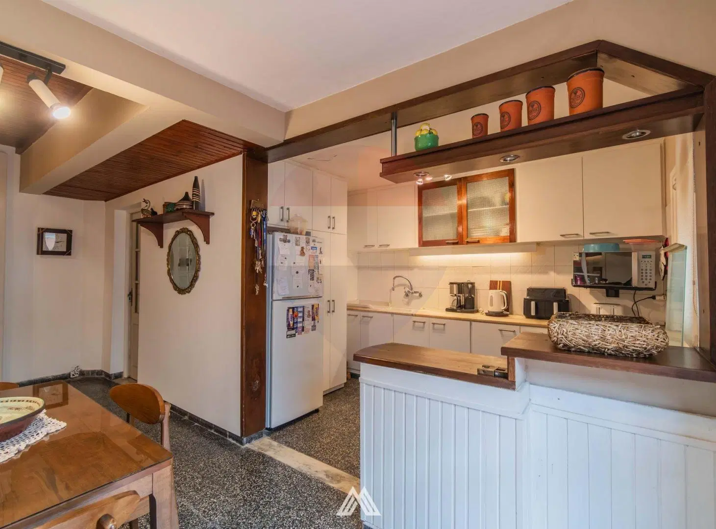 VENTA DE CASA 3 DORMITORIOS PRÓXIMA A TRES CRUCES 3