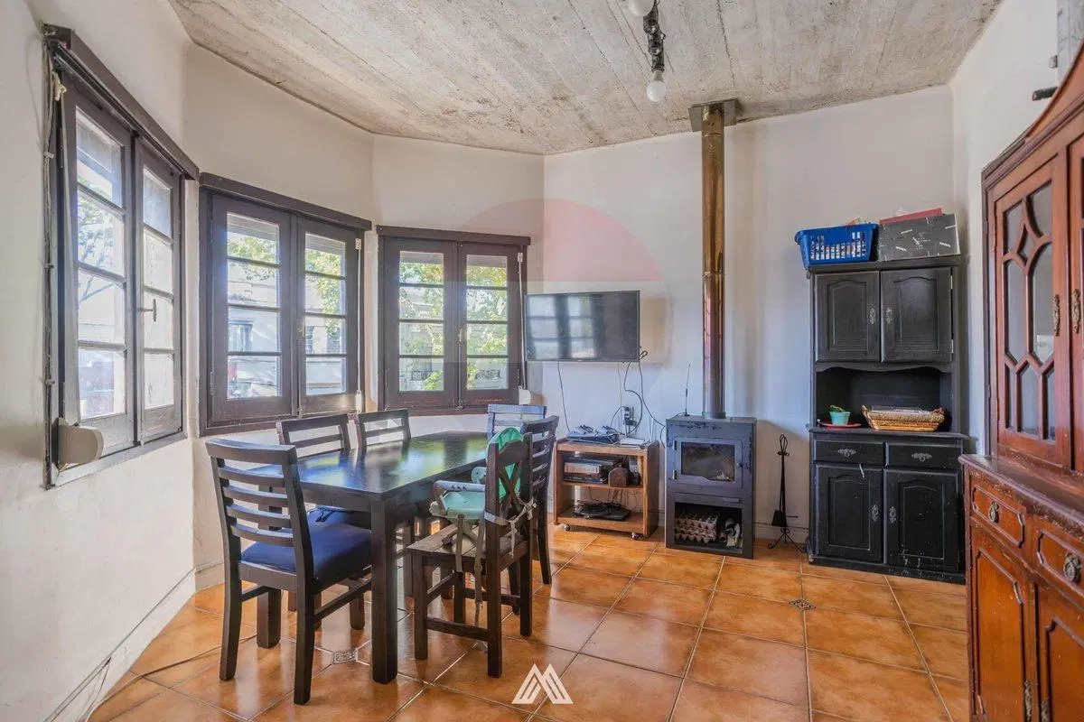 Venta Casa de altos en Jacinto Vera 3 D, terraza 5