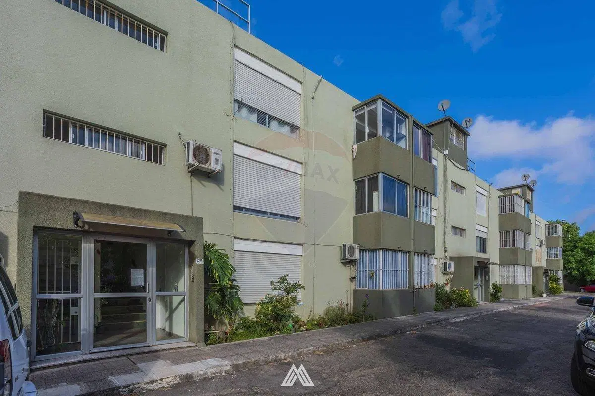 SE VENDE APTO EN COOPERATIVA MALVIN NORTE 3 DORM 4
