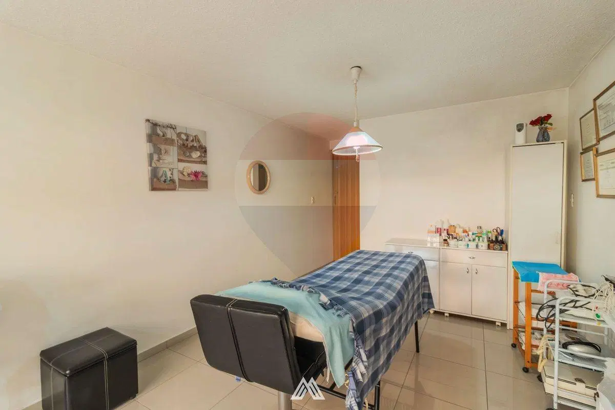 Se vende oficina en Plaza Cagancha, Torre Libertad 4