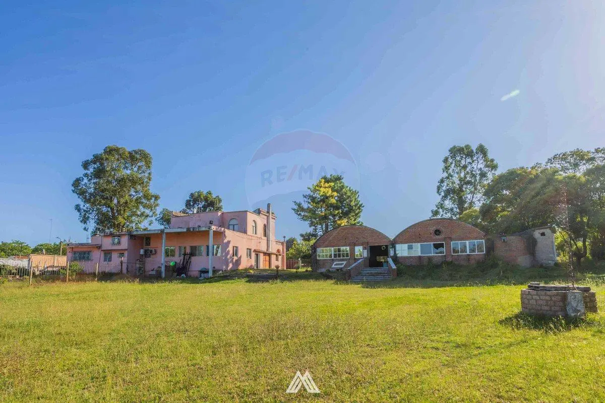 Venta gran casa en colon 5 dorm. con gran terreno 8