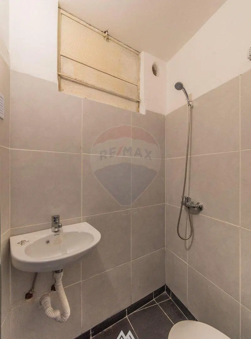 ALQUILO LOCAL COMERCIAL EN VILLA ESPAÑOLA-UNION 5