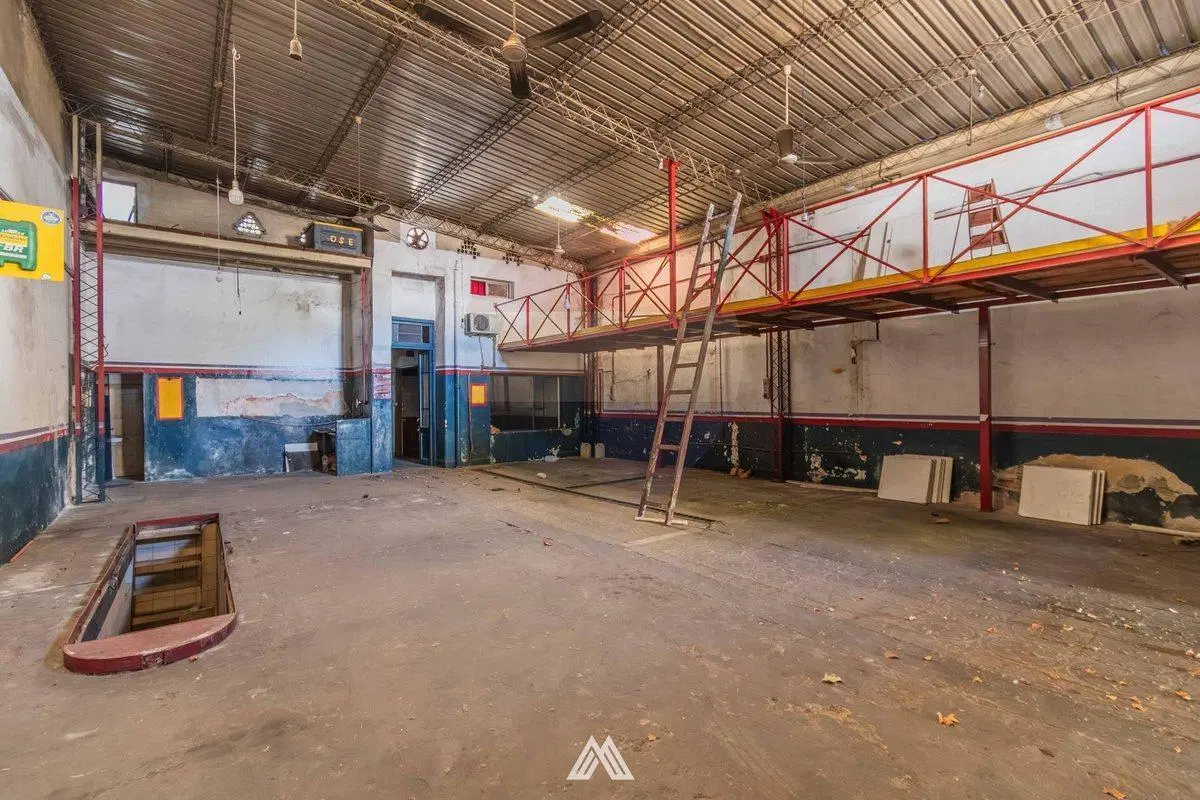 VENTA local en Garibaldi ideal inversión 4