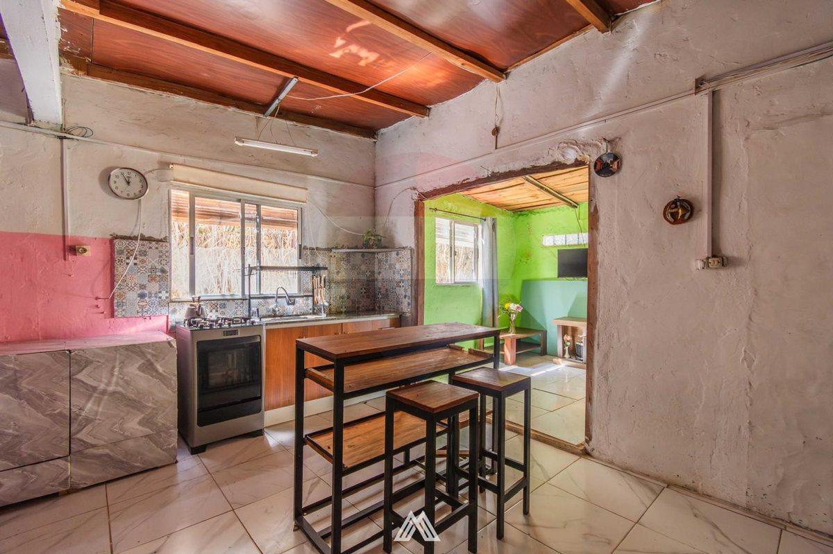 Foto de VENTA TERRENO 881M2 CASA Y MONOAMBIENTE A RECICLAR, imagen 5