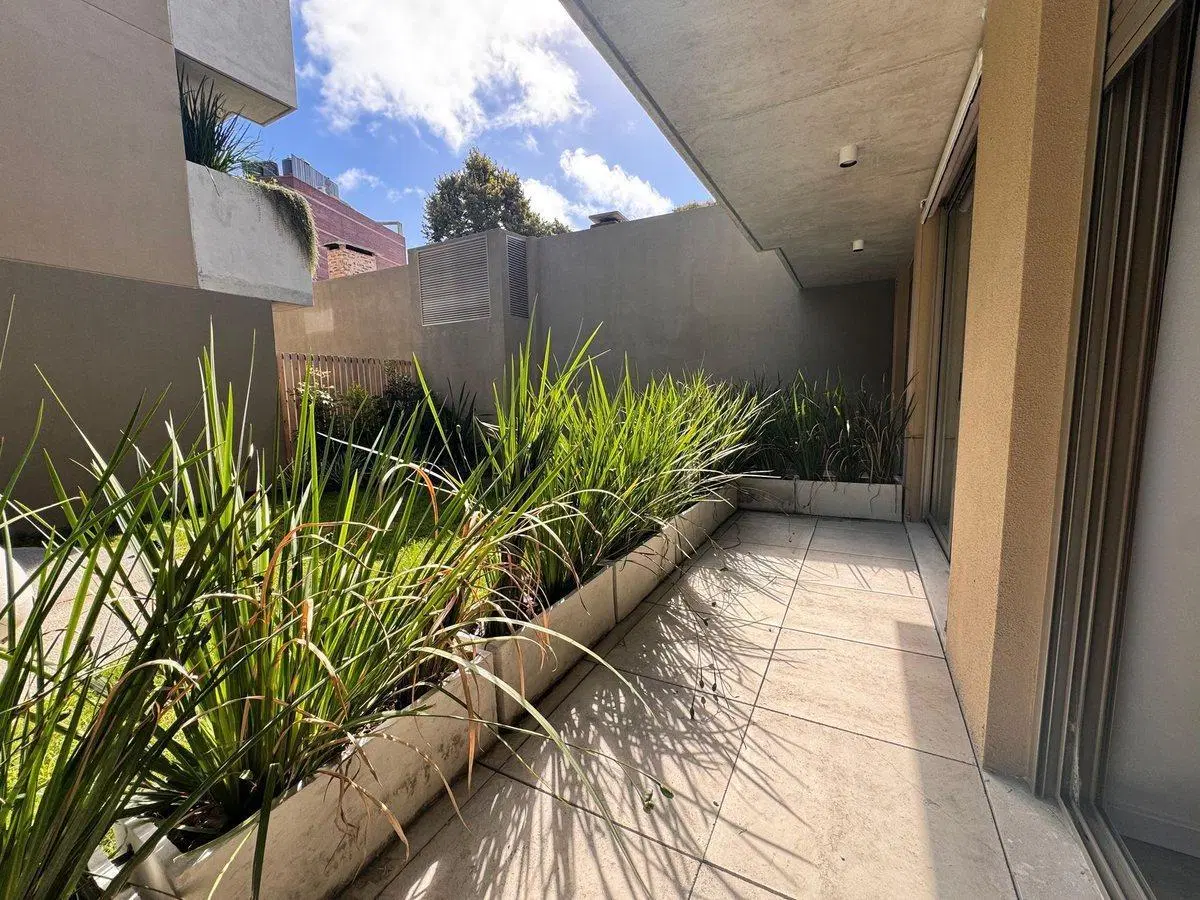 Venta Parque Batlle 1 dormitorio planta baja 8