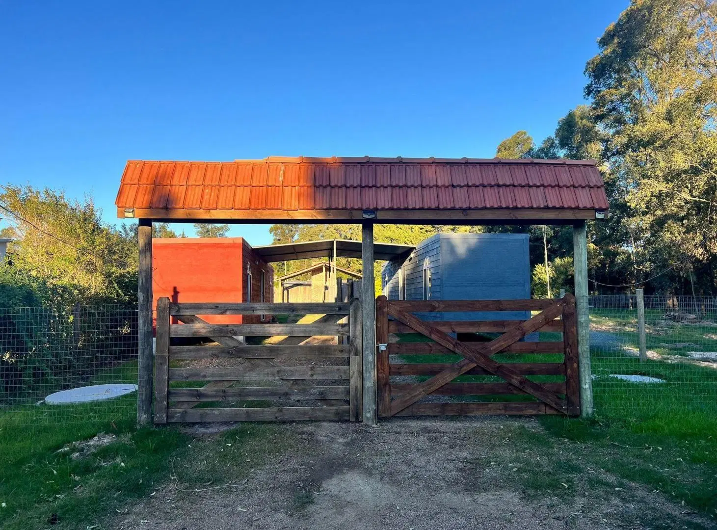 VENTA DOS CASA MISMO PADRON SAN LUIS 4