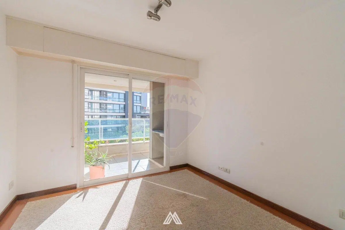 Apartamento con 2 dormitorios - Diamantis Plaza 2