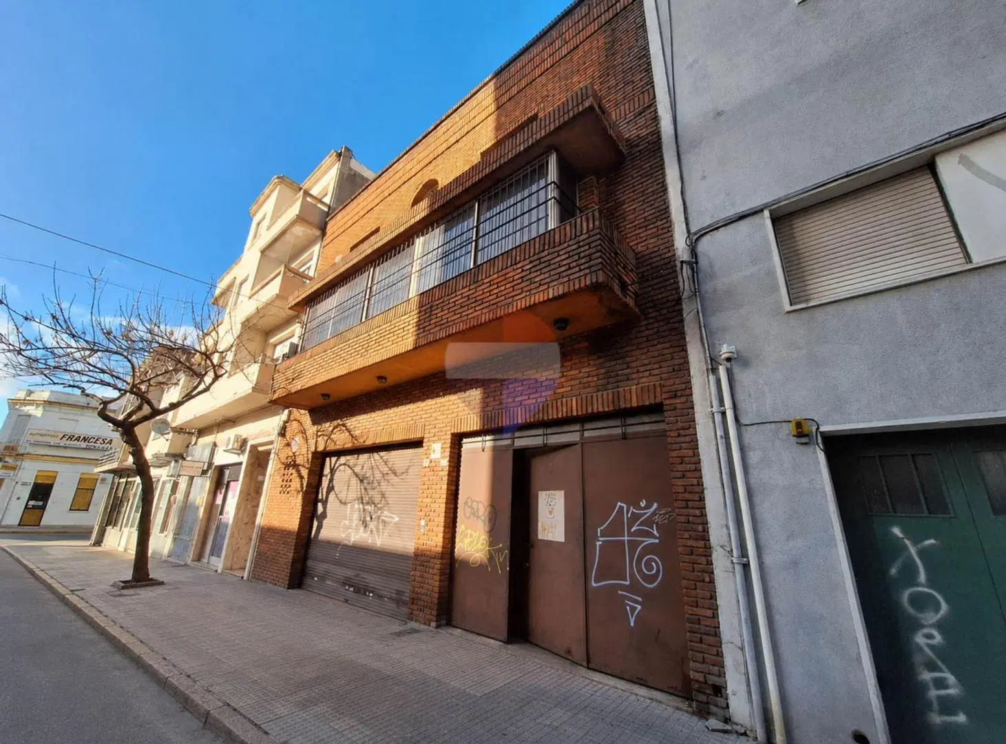 VENTA DE GRAN DEPÓSITO CON ENTRADA CAMION CENTRO 5